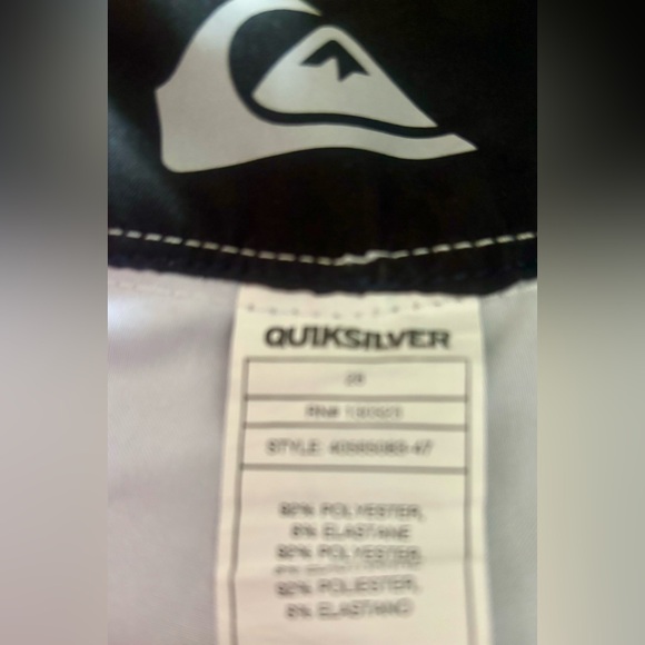 Quicksilver Men’s Bathing Suit / Board shorts Size 28 - Picture 5 of 7